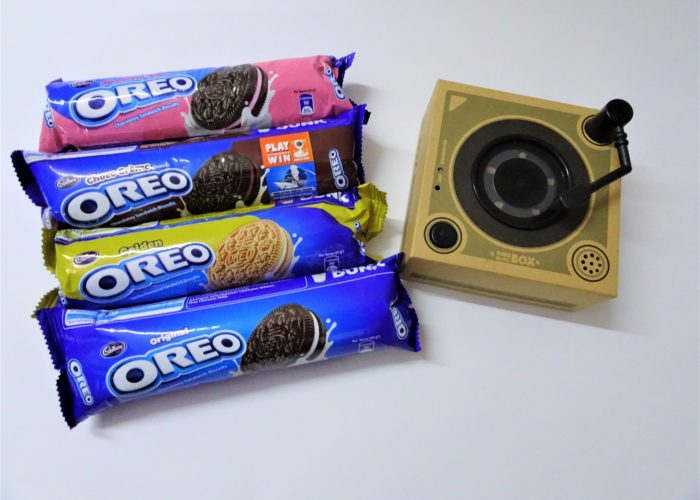 Oreo Stereo Music Box with cookies